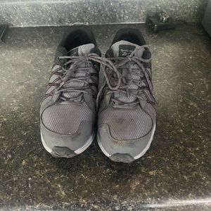 Reebok composite toe shoes